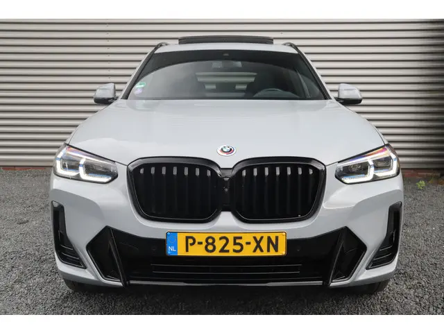 BMW X3 xDrive30e M-Sport 2022 Hybride Benzine 7