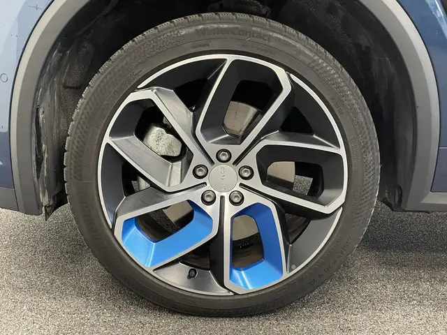 Lynk & Co 01 1.5 2022 Hybride Benzine 37