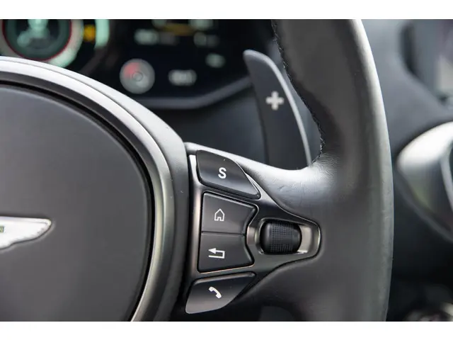 Aston Martin V8 Vantage 4.0 2018 Benzine 62