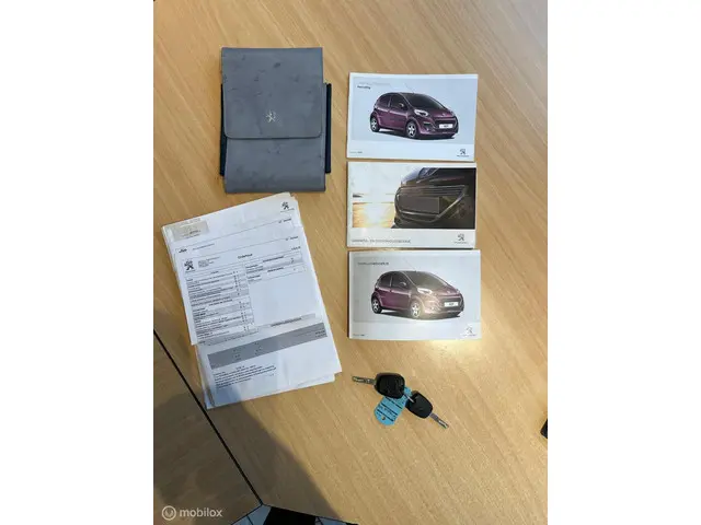 Peugeot 107 1.0 Envy 6/12 m garantie 2013 Benzine 16