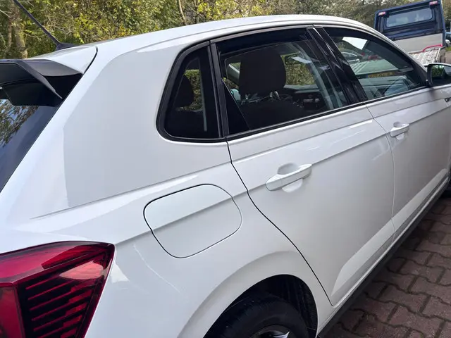 Volkswagen Polo 1.0 TSI Highline R-line 2018 Benzine 11