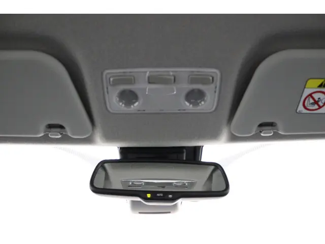 Toyota Yaris 1.5 Hybrid Design 2018 Hybride Benzine 34