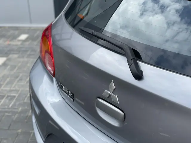 Mitsubishi Space Star 1.0 Cool+ 2016 Benzine 7