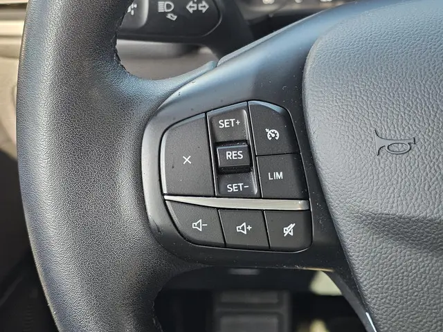 Ford Kuga 2.5 PHEV Titanium 2020 Hybride Benzine 14