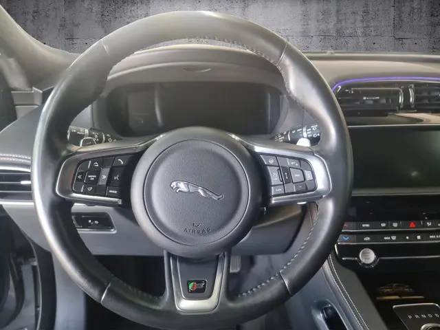 Jaguar F-PACE 3.0 S/C S AWD 35t 2018 Benzine 10