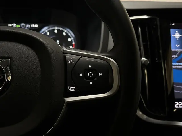 Volvo V60 2.0 B3 Sport 2021 Benzine 15
