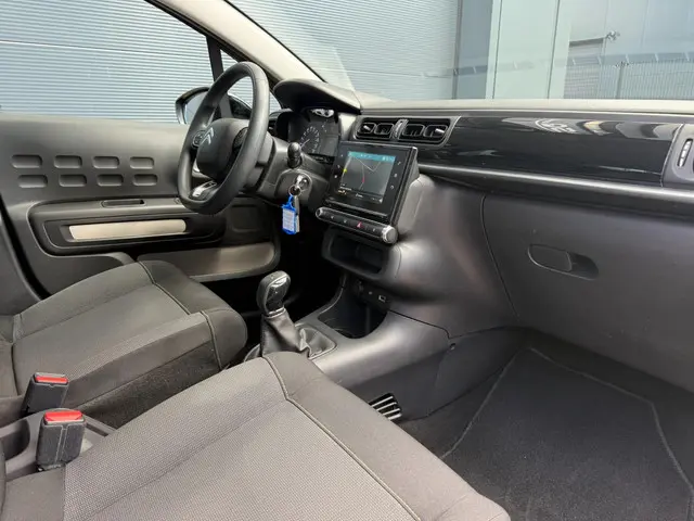 Citroën C3 1.2 PureTech Feel 105g 2017 Benzine 15