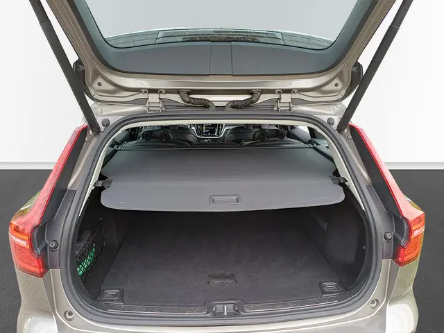 Volvo V60 2.0 T5 Momentum 2018 Benzine 27