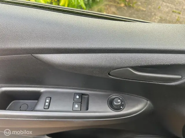 Opel KARL 1.0 ecoFLEX Edition 2017 Benzine 12