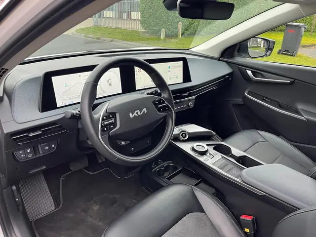 Kia EV6 Plus 77.4 kWh, BTW, Trekhaak, Led 2022 Elektrisch 13