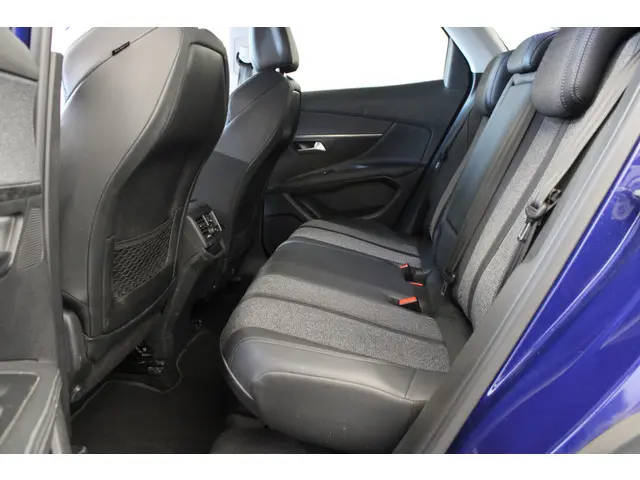 Peugeot 3008 1.2 PureTech Allure 2019 Benzine 13