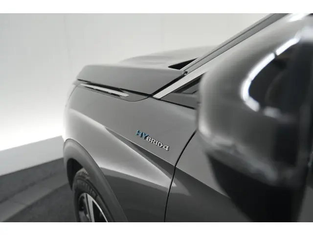 Peugeot 3008 HYbrid4 300 GT 2023 Hybride Benzine 21