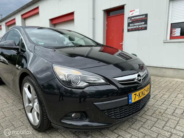 Opel Astra GTC 1.4 Turbo Design Edition 2013 Benzine 21