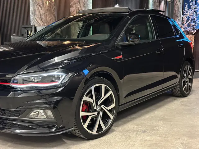 Volkswagen Polo 2.0 TSI GTI|PANO|BOMVOL! 2019 Benzine 6