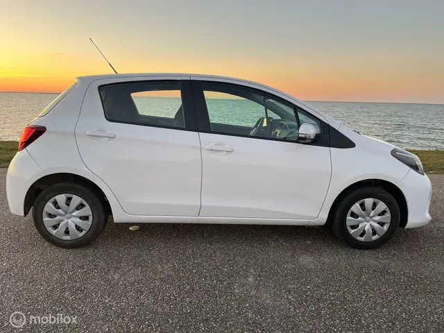 Toyota Yaris 1.0 VVT-i Aspiration 2016 Benzine 5