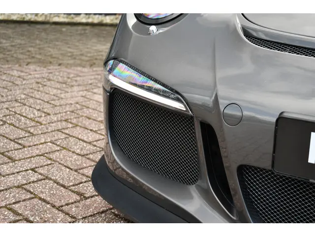 Porsche 911 3.8 GT3 2015 Benzine 48