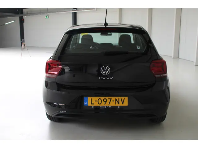 Volkswagen Polo 1.0 TSI Comfortline 2021 Benzine 4