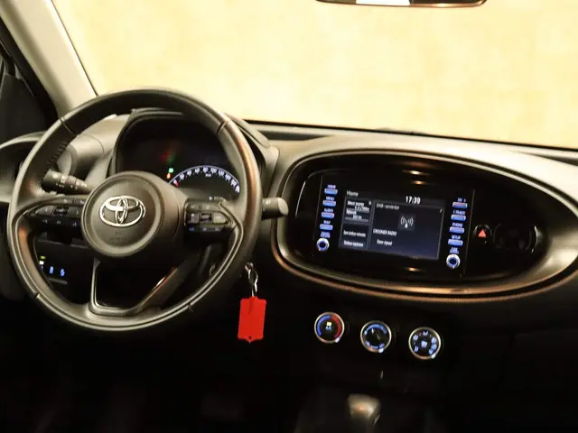 Toyota Aygo X 1.0 VVT-i S-CVT Play 2023 Benzine 4