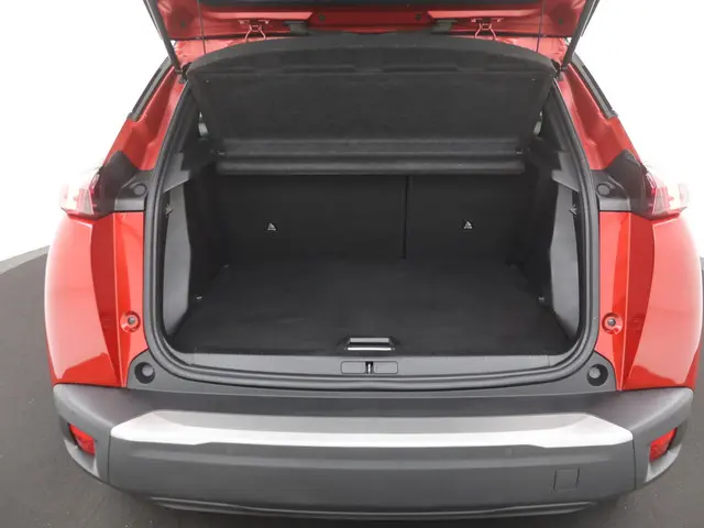 Peugeot e-2008 EV GT 50 kWh 2020 Elektrisch 28