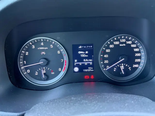 Hyundai Tucson 1.6 GDi Anniversary Edition 2017 Benzine 21