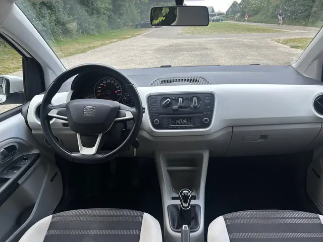 SEAT Mii 1.0 Style Chic | Cruise + Airco | 2015 Benzine 10