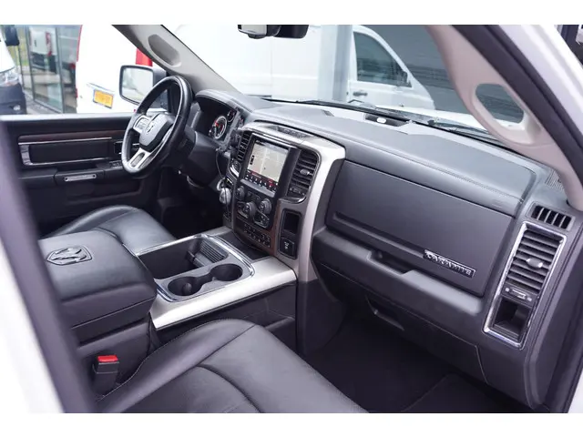 Dodge Ram 1500 5.7 V8 4x4 Crew Cab 5'7 Rebel 2019 Benzine 30