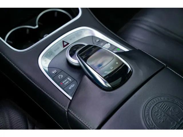 Mercedes-Benz S-Klasse AMG 63 4Matic Lang 2015 Benzine 16