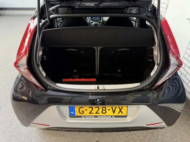 Toyota Aygo 1.0 VVT-i x-joy 2020 Benzine 16