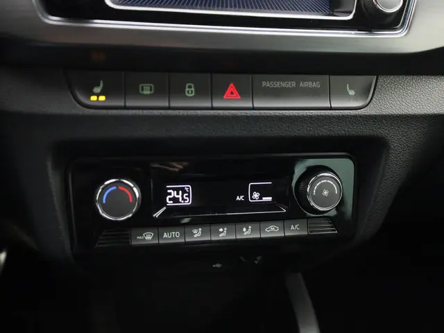 Škoda Fabia Combi 1.0TSI/110PK Style DSG 2019 Benzine 32