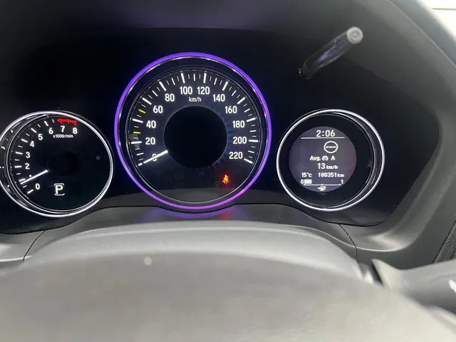 Honda HR-V 1.5 i-VTEC Executive 2015 Benzine 6