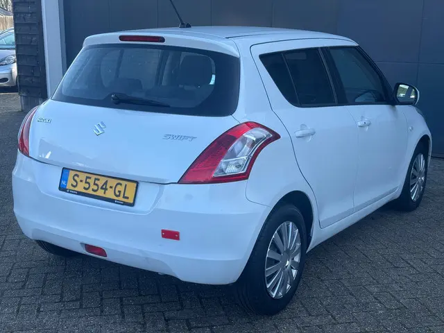 Suzuki Swift 1.2 Comfort EASSS 2013 Benzine 7