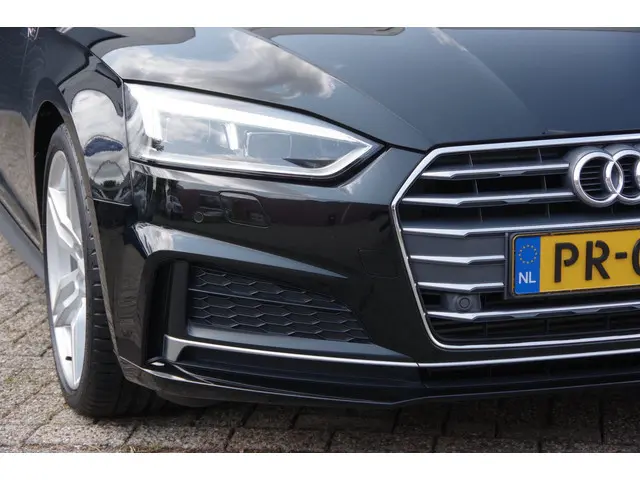 Audi A5 Coupé 2.0 TFSI ultra Launch Edition 2017 Benzine 35
