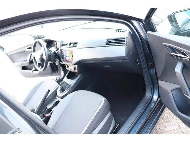 SEAT Ibiza 1.0 TSI Flex 2021 Benzine 16