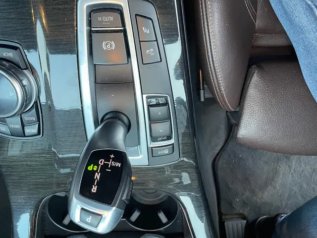 BMW X3 XDrive20i High Executive 2015 Benzine 22