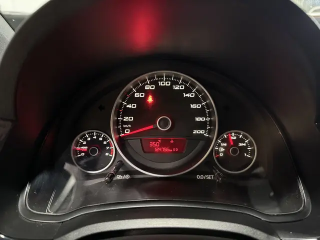 SEAT Mii 1.0 FR Connect // Airco // LM velgen 2016 Benzine 10