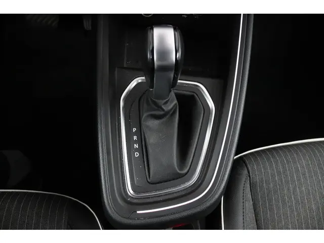 Renault Clio 1.3 TCe 130pk EDC Intens 2020 Benzine 25