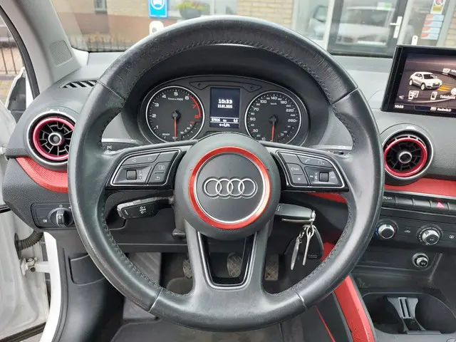 Audi Q2 1.0 TFSI Design Pro Line 2017 Benzine 18