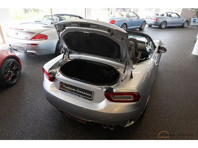 Fiat 124 Spider 1.4 MultiAir Turbo Abarth 2018 Benzine 38