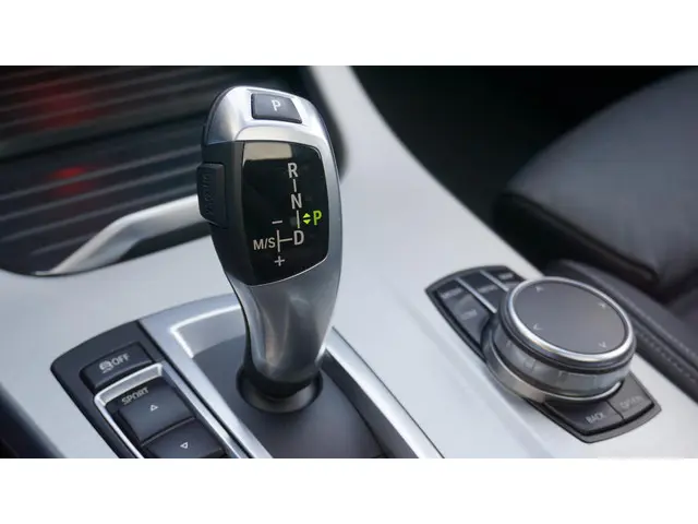 BMW X3 xDrive 20i 184pk M-Sport 2017 Benzine 34