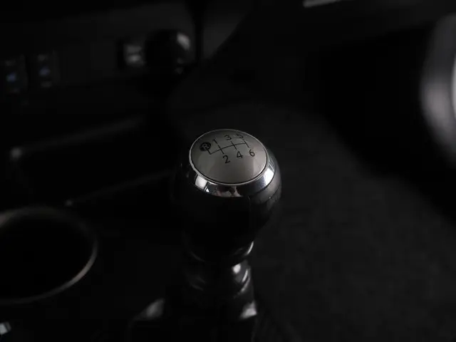 Toyota RAV4 2.0 Executive Business 4WD 2013 Benzine 27