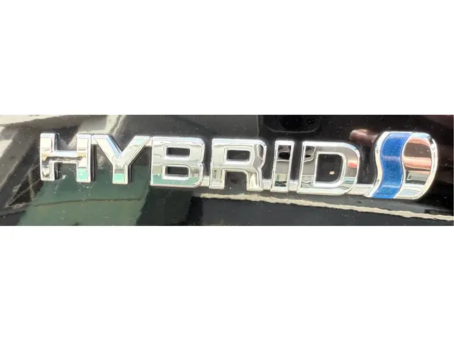 Toyota Yaris 1.5 Hybrid Energy Plus 2018 Hybride Benzine 30