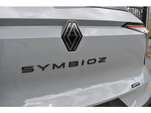 Renault Symbioz esprit Alpine 2025 Hybride Benzine 8