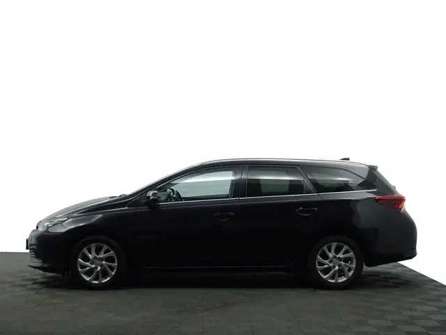Toyota Auris Touring Sports 1.2T Dynamic 2018 Benzine 27
