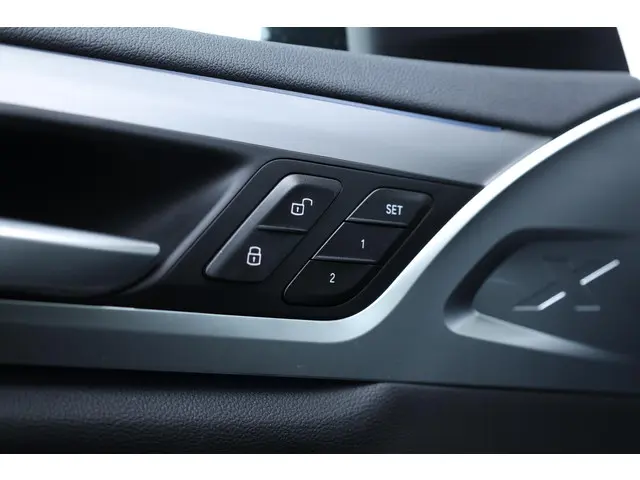 BMW iX3 Executive 80 kWh 2024 Elektrisch 24