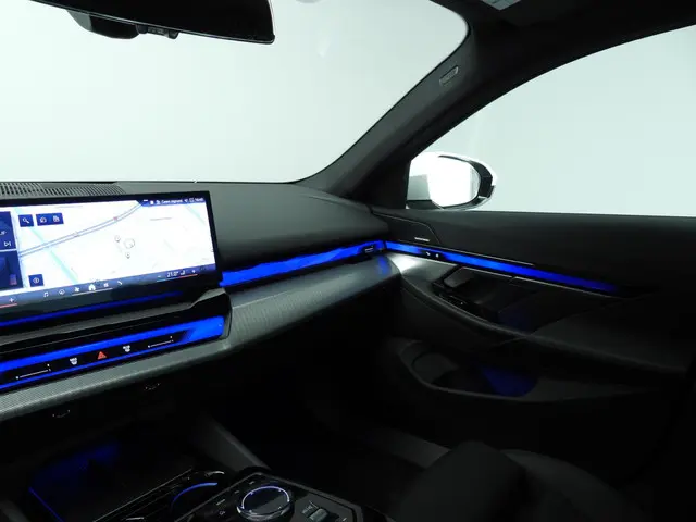 BMW 5 Serie Sedan 530e 2025 Hybride Benzine 40