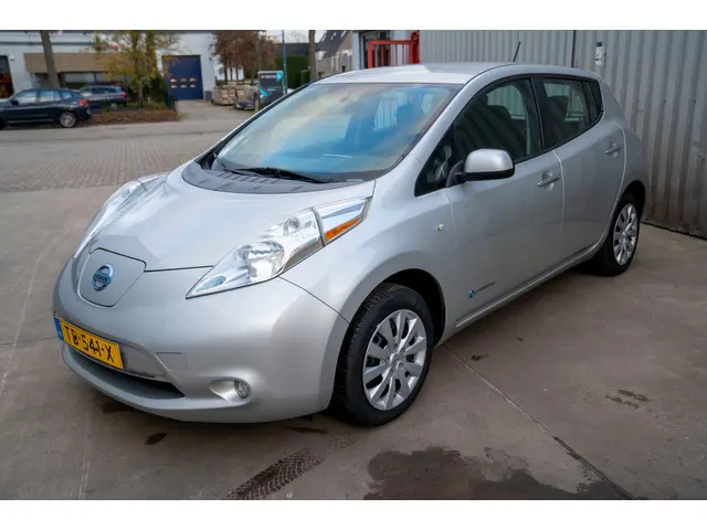Nissan Leaf Visia 24 kWh 2015 Elektrisch 4