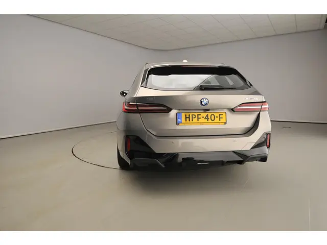 BMW i5 Touring xDrive40 2025 Elektrisch 3