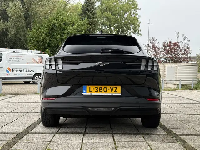 Ford Mustang Mach-E Aut. 75kWh 2021 Elektrisch 5