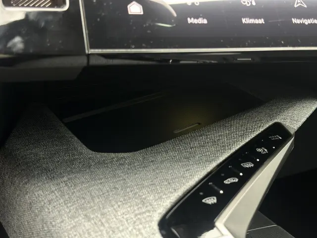 Peugeot 3008 1.2 Hybrid 145 GT 2026 Hybride Benzine 25