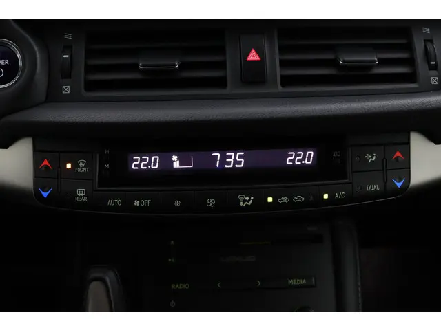 Lexus CT 200h Business Line 2019 Hybride Benzine 7